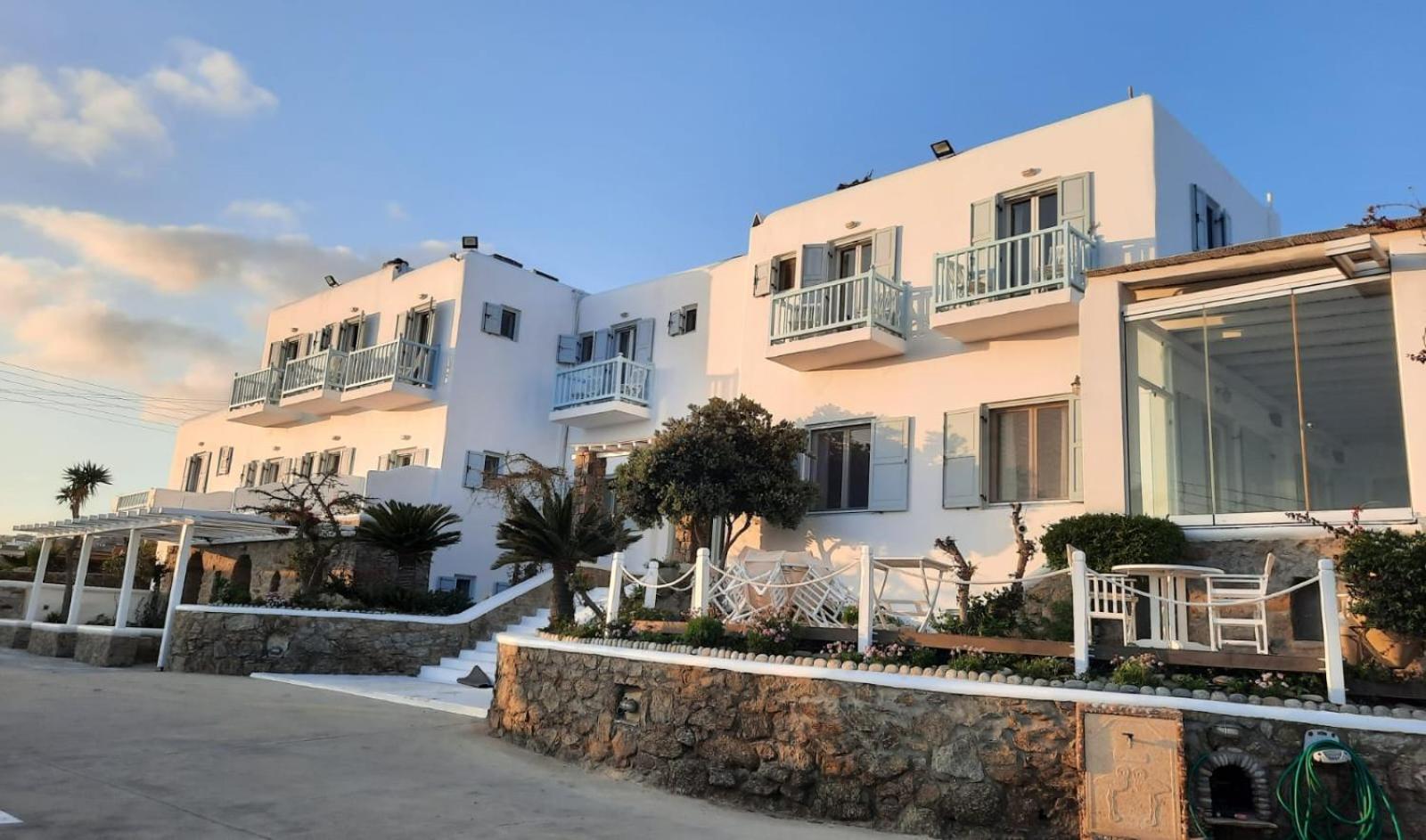 Aparthotel Zephyros Paraga  Exteriér fotografie